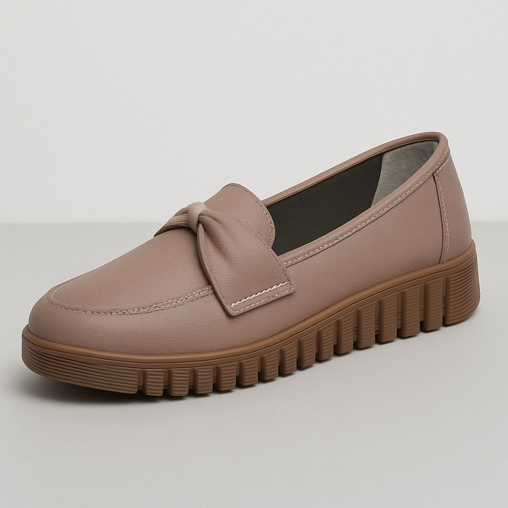 Dallas Bow-tie Leather Loafer