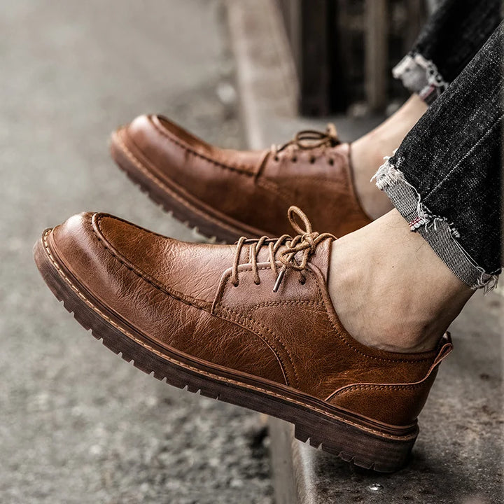 Reese Moc-toe Leather Shoe