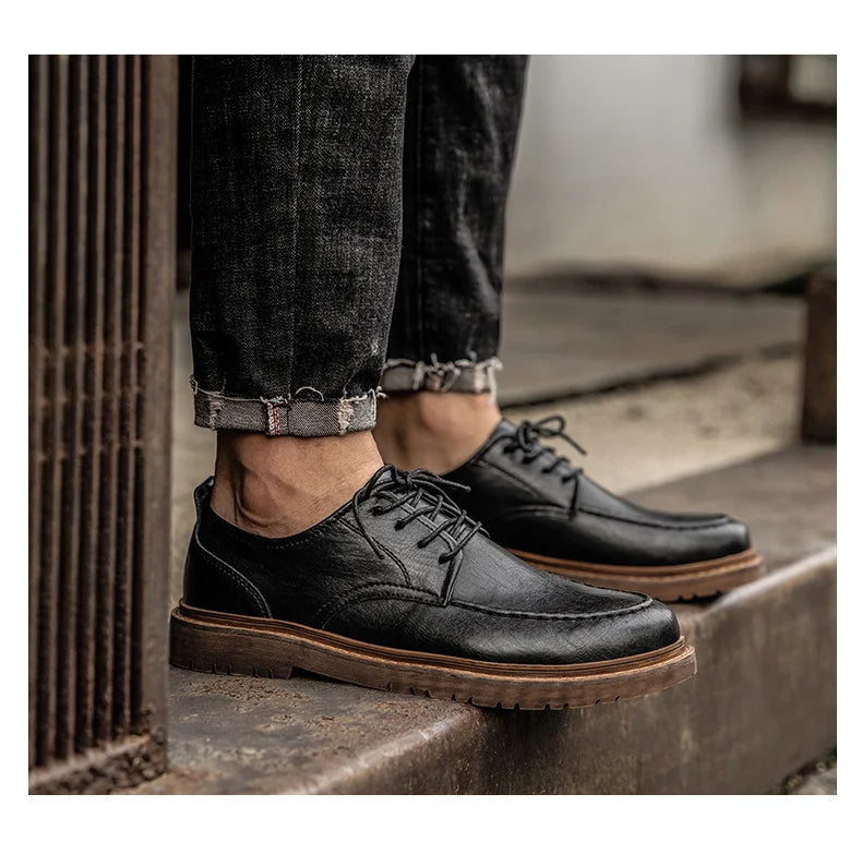 Reese Moc-toe Leather Shoe