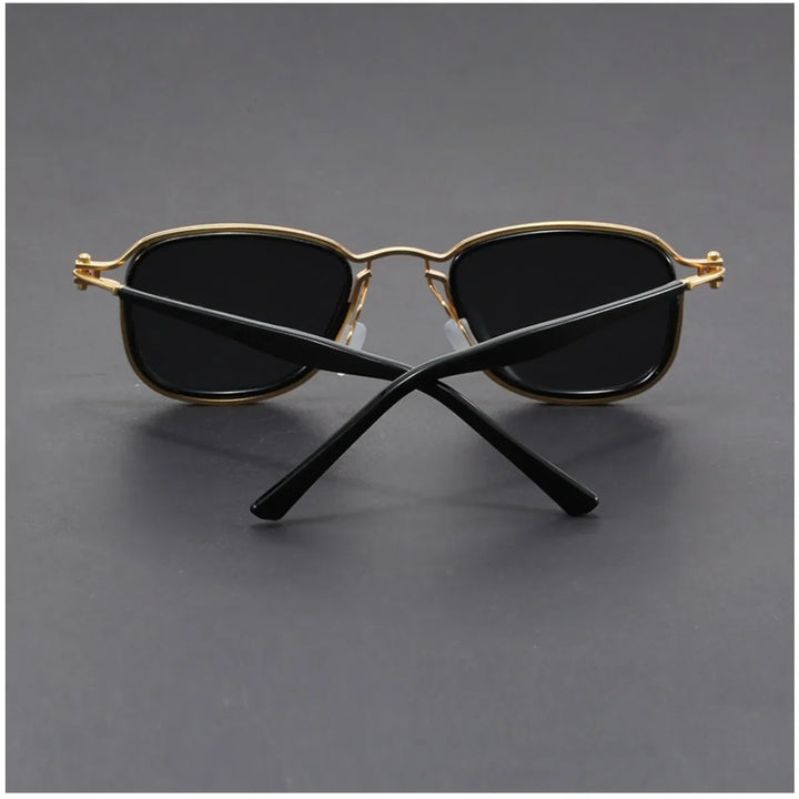 The Kendall Retro Sunglasses