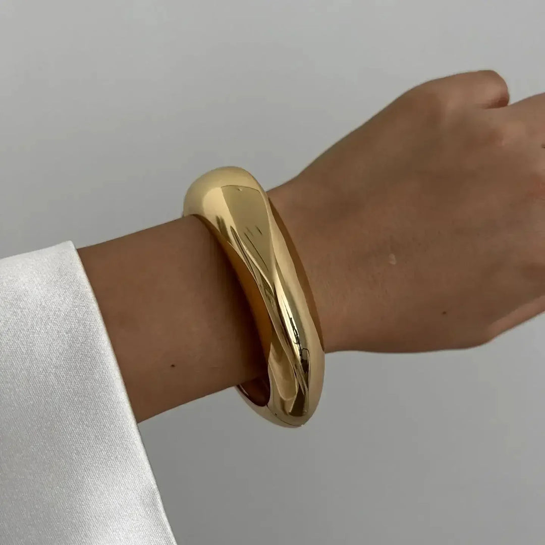 Velour Ronde Bangle