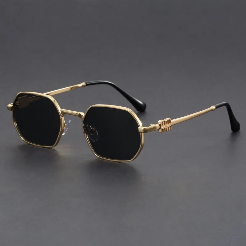 The Avery Retro Sunglasses