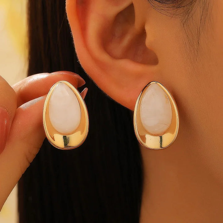Velour Élan Earrings