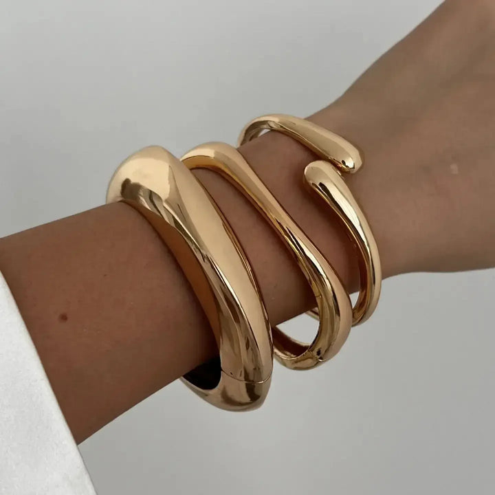 Velour Ronde Bangle