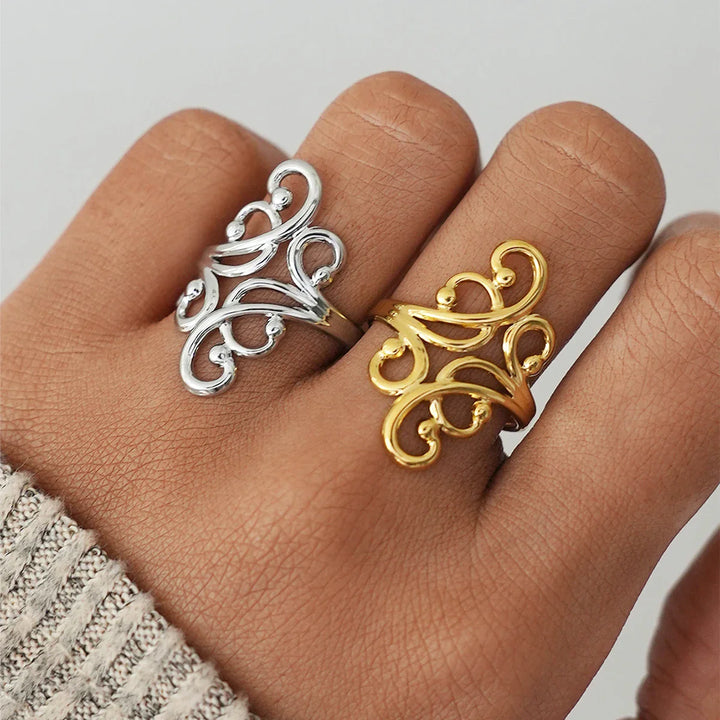 Velour Nouveau Ring