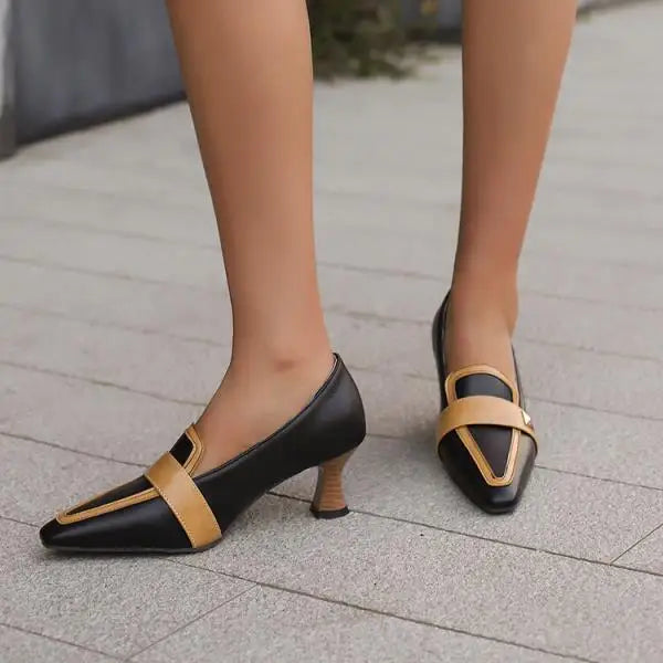 The Valencia Pumps