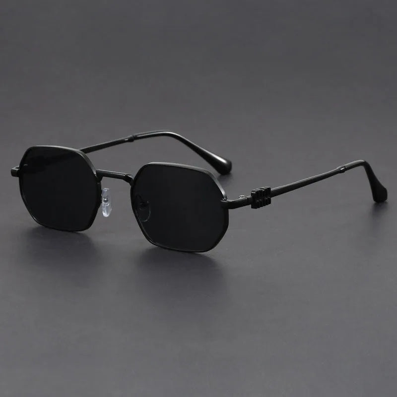 The Avery Retro Sunglasses