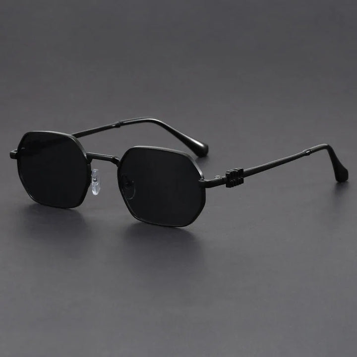 The Avery Retro Sunglasses