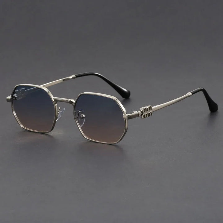 The Avery Retro Sunglasses