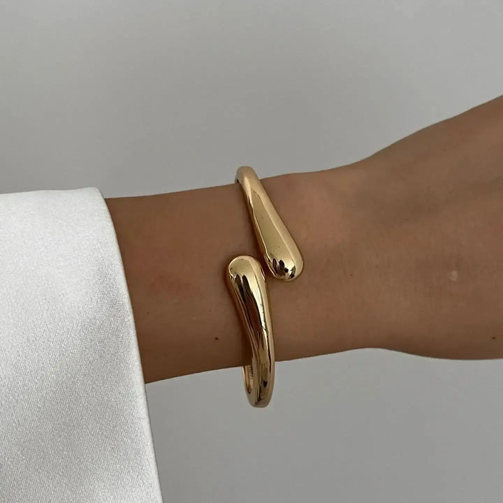 Velour Ronde Bangle