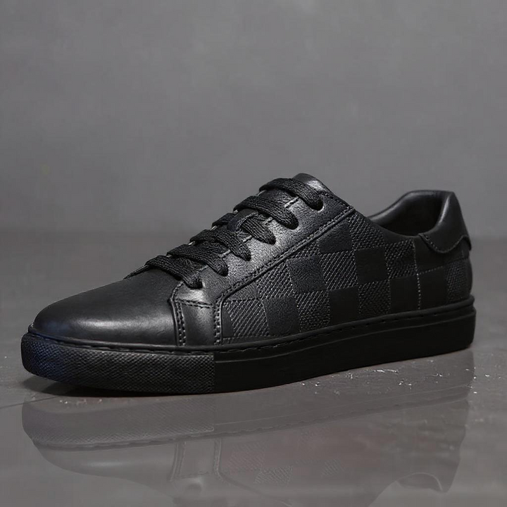 Riley Leather Low Top Sneaker
