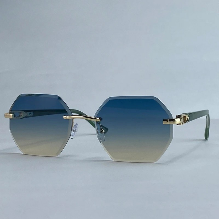 Alex Diamond Cut Rays